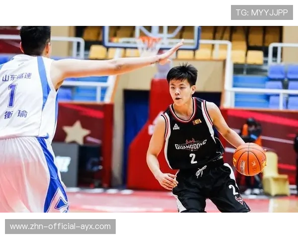 广厦女篮惜败，冯欣和郭旭展现过硬素质为球队拼搏